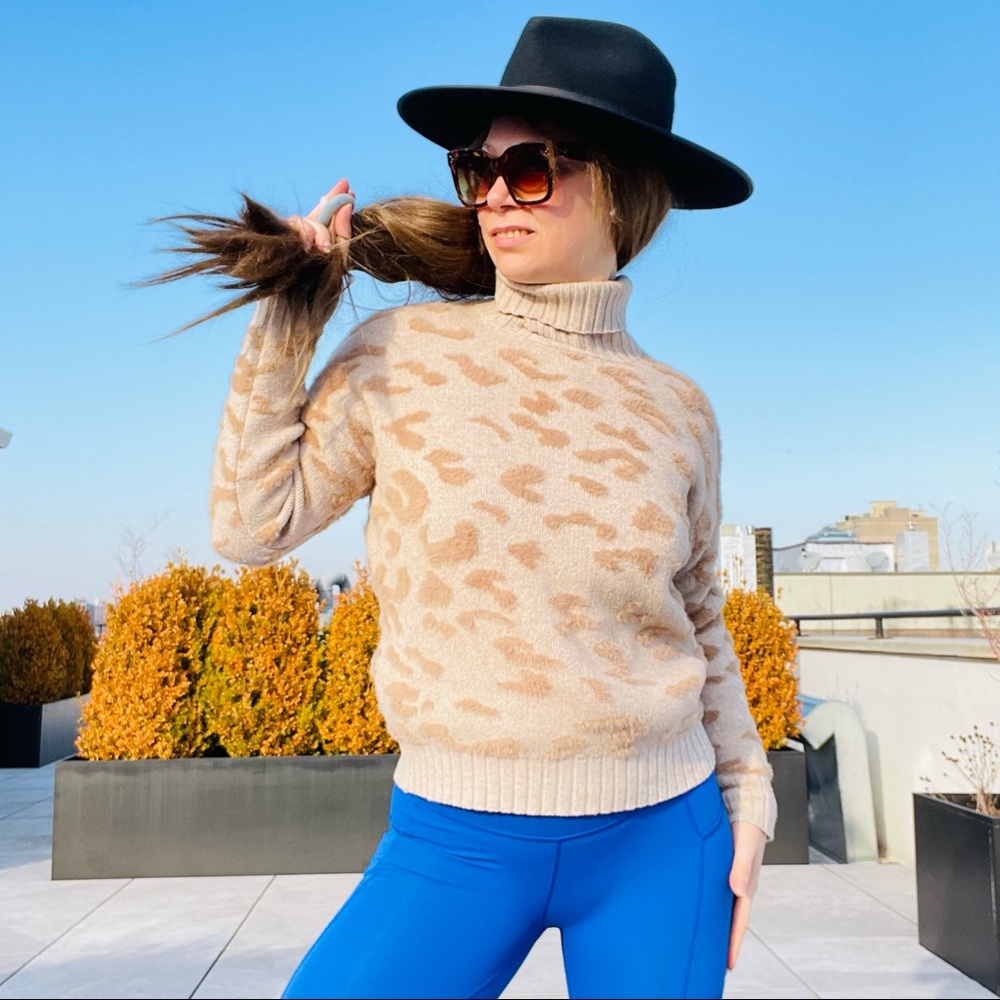 FATE Leopard Pattern Drop Shoulder Sweater - Picture 8 of 16